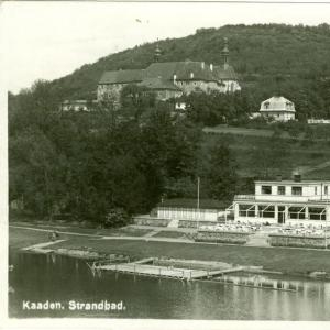 Nábřeží na dobových pohlednicích 