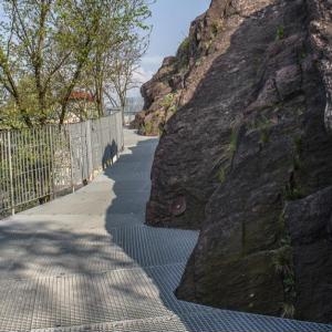 Visutá cyklistická lávka v Kadani 